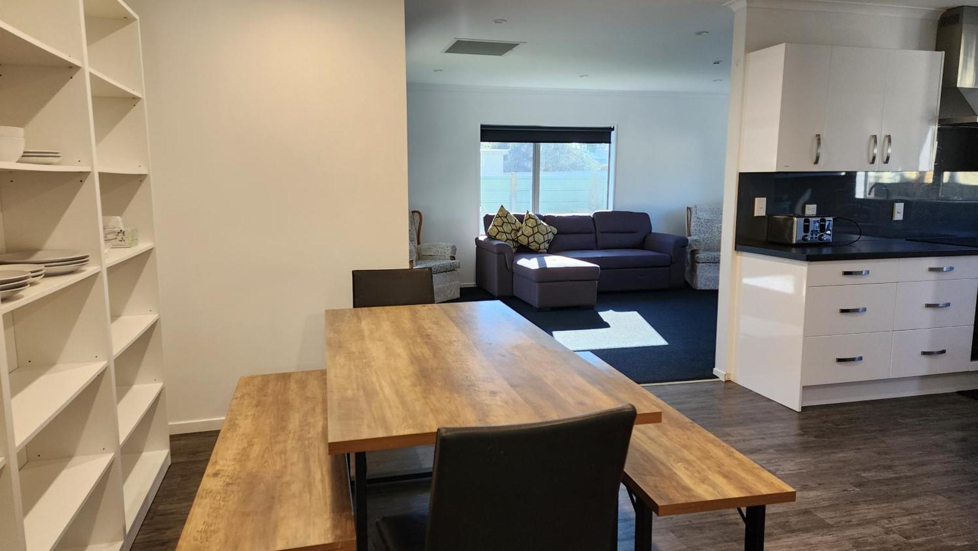 Oaktree Entire Holiday Home, Sleeps 8 To12 로토루아 외부 사진