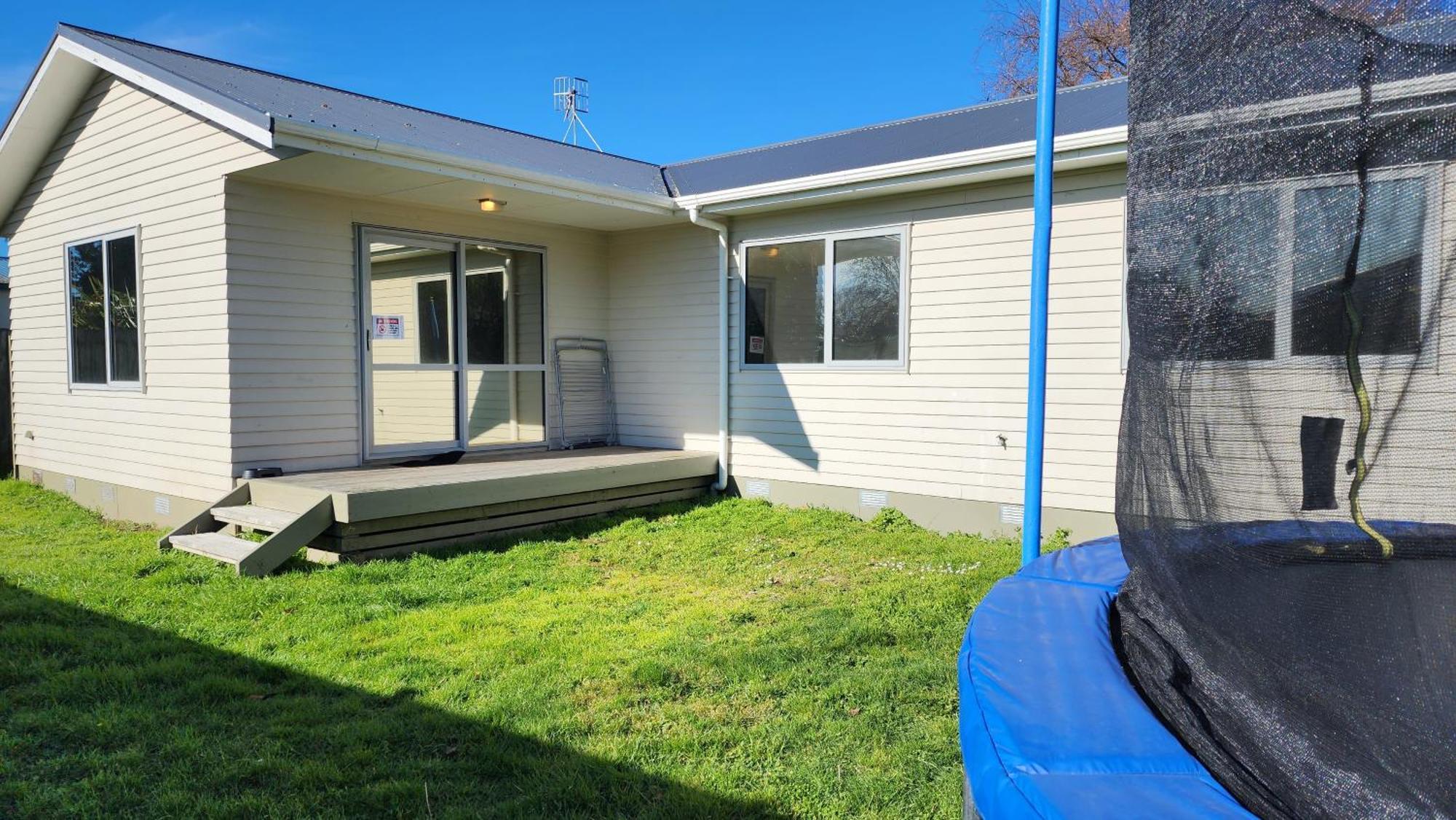 Oaktree Entire Holiday Home, Sleeps 8 To12 로토루아 외부 사진