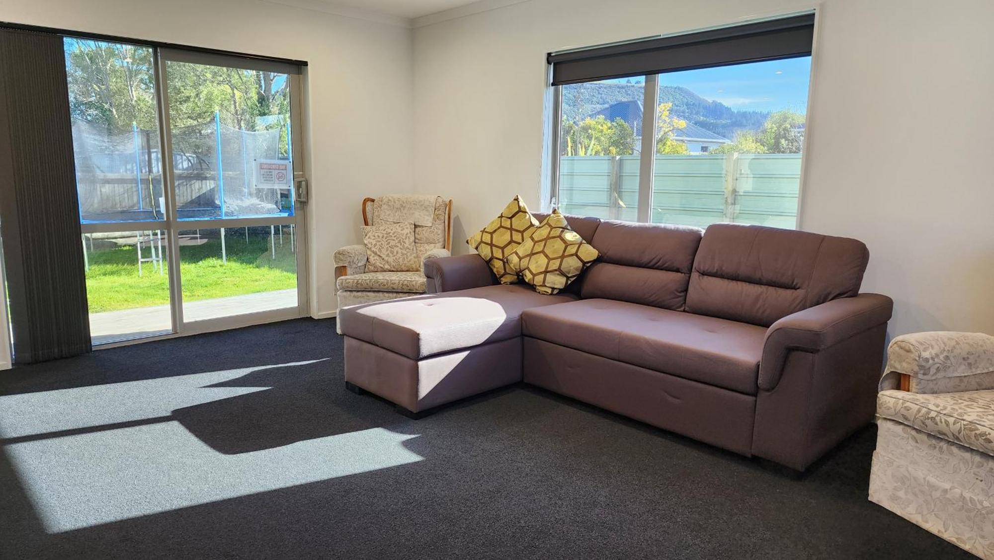 Oaktree Entire Holiday Home, Sleeps 8 To12 로토루아 외부 사진