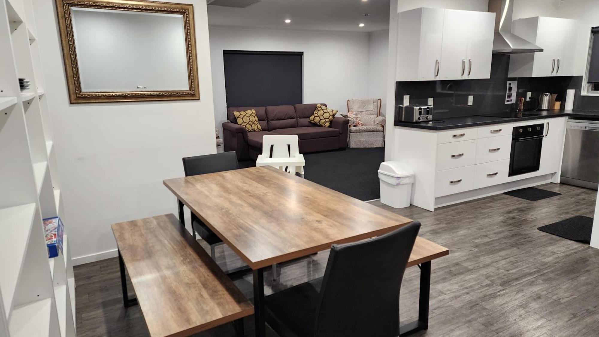 Oaktree Entire Holiday Home, Sleeps 8 To12 로토루아 외부 사진